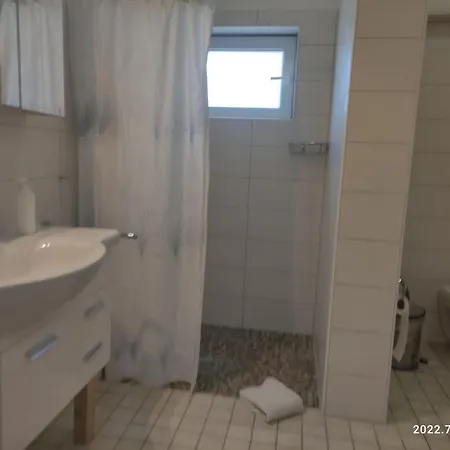 Grosse 3 Zimmerwohnung Direkt An Der Schweizer Grenzen * Gottmadingen