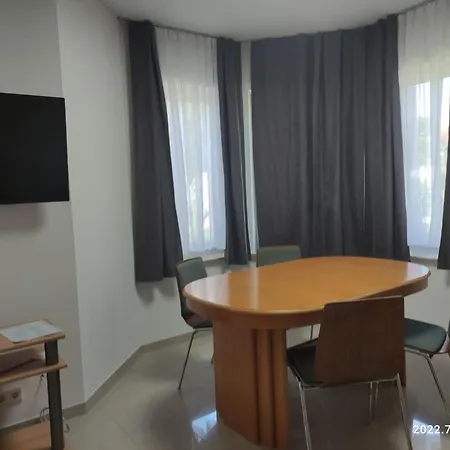 Grosse 3,5 Zimmerwohnung Monteurunterkunft An Der Ch Grenze Apartment